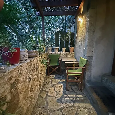 Διαμέρισμα Porfyrousa Traditional Μυλοπόταμος